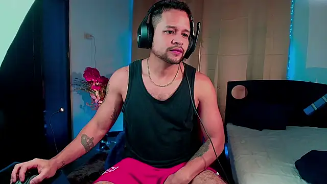 LucasGaeel online show from 10-30-25, 11:19