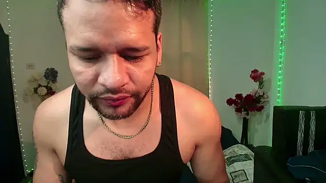 LucasGaeel online show from 04-15-26, 01:59