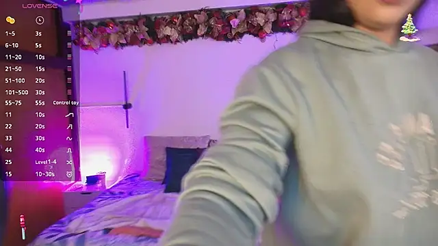 kloe28 online show from 12-19-25, 11:34