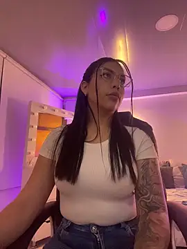 kloe28 online show from 11-05-25, 03:20