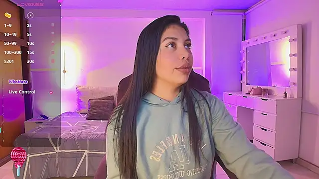 kloe28 online show from 03-27-26, 03:59