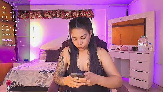 kloe28 online show from 01-11-26, 04:08