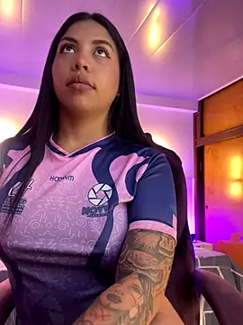 kloe28 online show from 09-24-25, 05:03