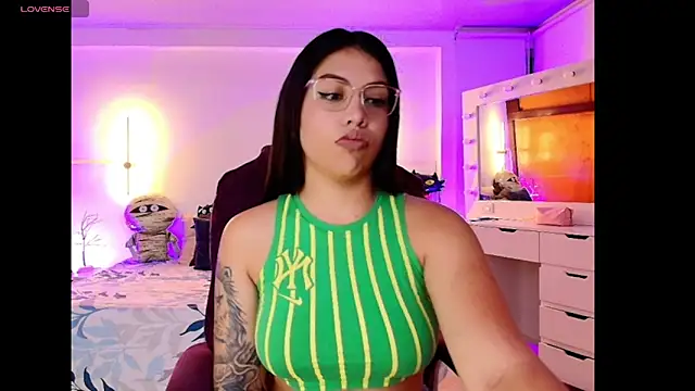 kloe28 online show from 11-04-25, 04:05