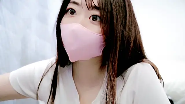 Snapshot of MISATO_0809 chatting on 02-07-26, 01:24 MISATO 0809 online show from 02-07-26, 01:24