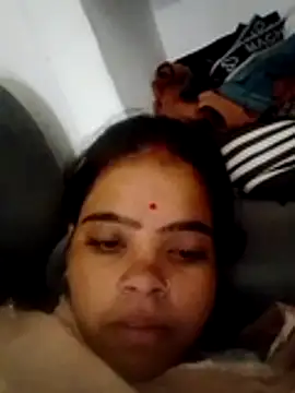 Snapshot of Cuty_nensi chatting on 10-14-25, 06:36 Cuty nensi online show from 10-14-25, 06:36