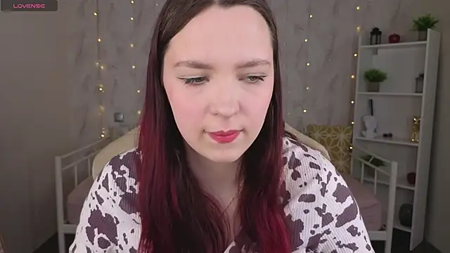 Monica  Queen online show from 05-18-26, 05:34