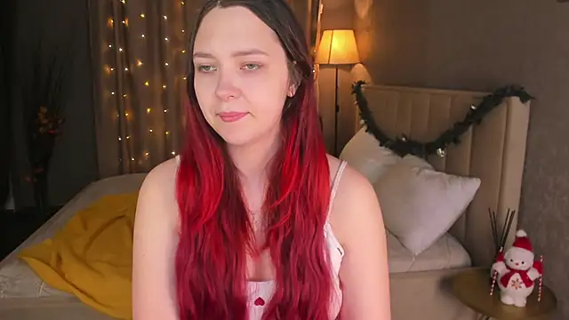 Monica  Queen online show from 12-15-25, 12:05