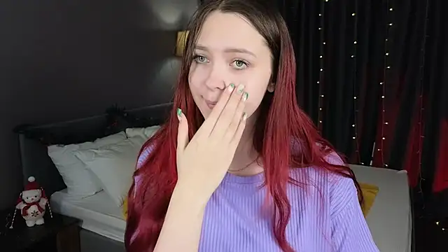 Monica  Queen online show from 12-14-25, 05:35