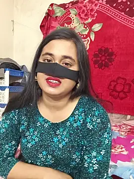 Love Queen11 online show from 01-11-26, 04:25