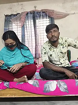 Love Queen11 online show from 01-14-26, 08:29