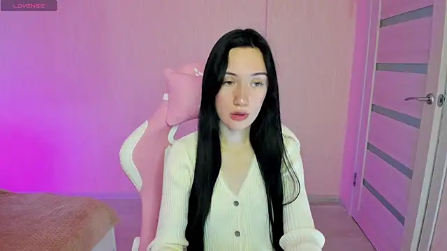 Arina Meow19 online show from 10-08-25, 06:04