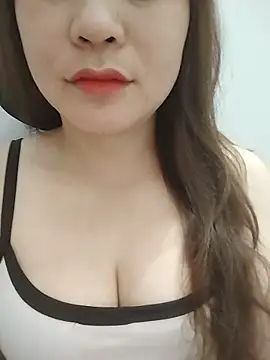 Girl Shy2000 online show from 05-30-26, 08:36
