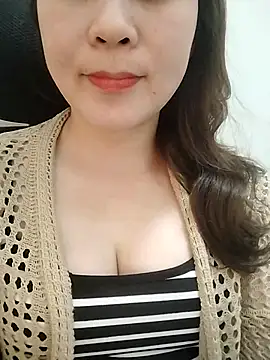 Girl Shy2000 online show from 03-30-26, 04:25