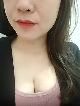 Girl Shy2000 online show from 02-26-26, 02:44