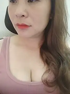 Girl Shy2000 online show from 05-23-26, 03:49