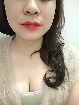 Girl Shy2000 online show from 02-04-26, 11:16