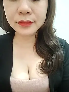 Girl Shy2000 online show from 03-02-26, 07:59