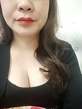 Girl Shy2000 online show from 03-16-26, 10:34