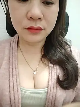 Girl Shy2000 online show from 02-27-26, 11:48