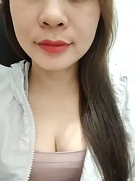 Girl Shy2000 online show from 11-28-25, 12:16