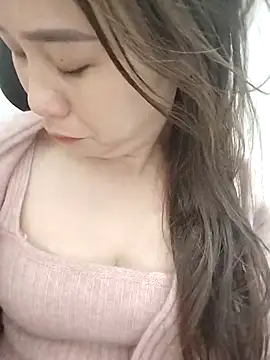 Girl Shy2000 online show from 12-20-25, 09:56