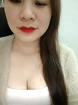 Girl Shy2000 online show from 12-15-25, 12:00