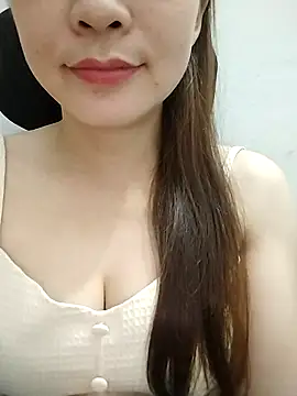 Girl Shy2000 online show from 11-06-25, 12:09