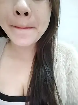 Girl Shy2000 online show from 11-26-25, 11:43