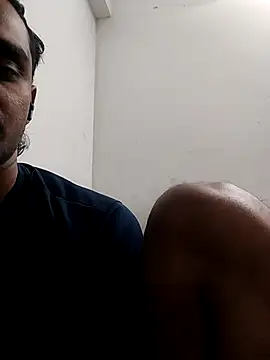 Snapshot of Ilhaamgrey chatting on 10-12-25, 07:48 Ilhaamgrey online show from 10-12-25, 07:48
