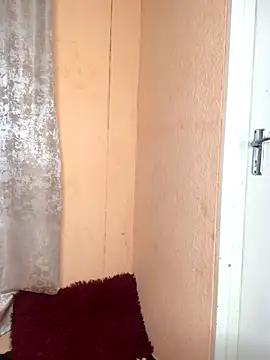 Caramel102004 online show from 09-25-25, 12:27