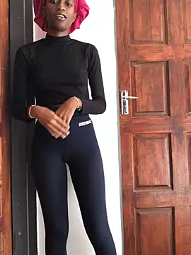 Caramel102004 online show from 04-14-26, 11:48