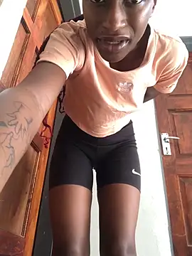 Caramel102004 online show from 04-02-26, 10:44