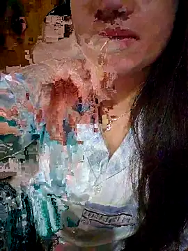 Meoweo 23 online show from 11-21-25, 04:22