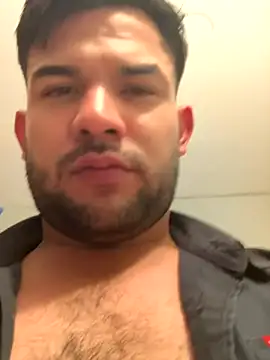 Snapshot of Moisesjrtapia chatting on 09-24-25, 10:55 Moisesjrtapia online show from 09-24-25, 10:55