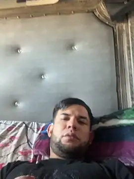 Snapshot of Moisesjrtapia chatting on 02-08-26, 12:19 Moisesjrtapia online show from 02-08-26, 12:19