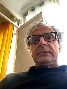 chtentation online show from 11-26-25, 02:28