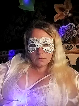 Snapshot of Fiona696 chatting on 09-25-25, 06:14 Fiona696 online show from 09-25-25, 06:14