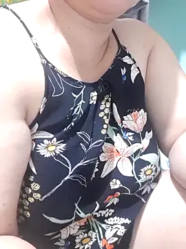 Snapshot of Kimkhaepretty chatting on 03-02-26, 02:02 Kimkhaepretty online show from 03-02-26, 02:02