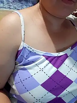 Snapshot of Kimkhaepretty chatting on 02-04-26, 03:29 Kimkhaepretty online show from 02-04-26, 03:29