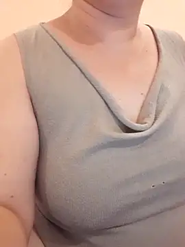 Snapshot of Kimkhaepretty chatting on 01-17-26, 11:58 Kimkhaepretty online show from 01-17-26, 11:58