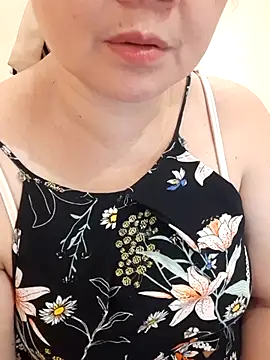 Snapshot of Kimkhaepretty chatting on 02-13-26, 03:12 Kimkhaepretty online show from 02-13-26, 03:12