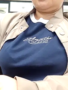 Snapshot of Kimkhaepretty chatting on 02-27-26, 06:13 Kimkhaepretty online show from 02-27-26, 06:13