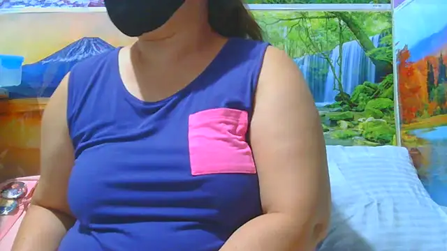 Kimkhaepretty online show from 11-18-25, 02:42