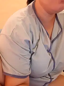 Snapshot of Kimkhaepretty chatting on 02-28-26, 12:32 Kimkhaepretty online show from 02-28-26, 12:32