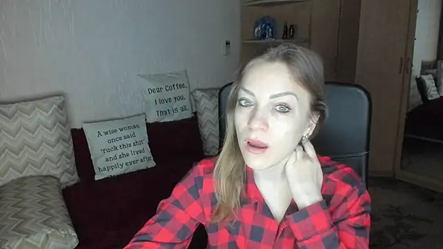 Tiffany Bates online show from 01-15-26, 02:59