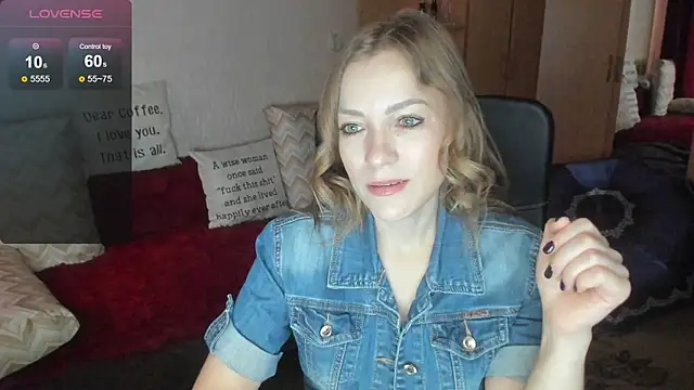 Snapshot of Tiffany_Bates chatting on 06-26-26, 09:15 Tiffany Bates online show from 06-26-26, 09:15