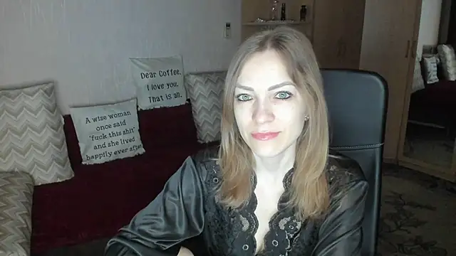 Tiffany Bates online show from 03-03-26, 03:13