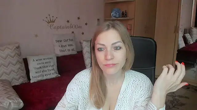 Tiffany Bates online show from 09-26-25, 08:32