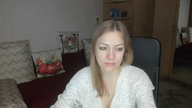 Tiffany Bates online show from 01-09-26, 03:24